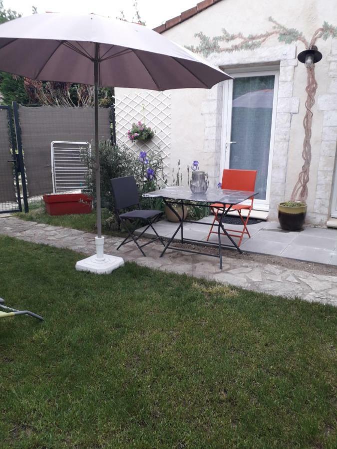Brig'Gîte LʼIsle-sur-la-Sorgue Eksteriør billede